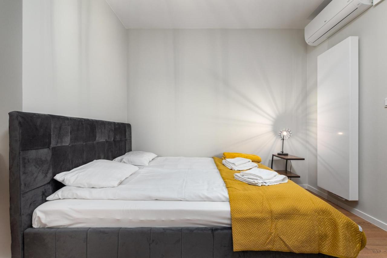 Wiktoryn 6 By Homeprime Warsaw Ngoại thất bức ảnh
