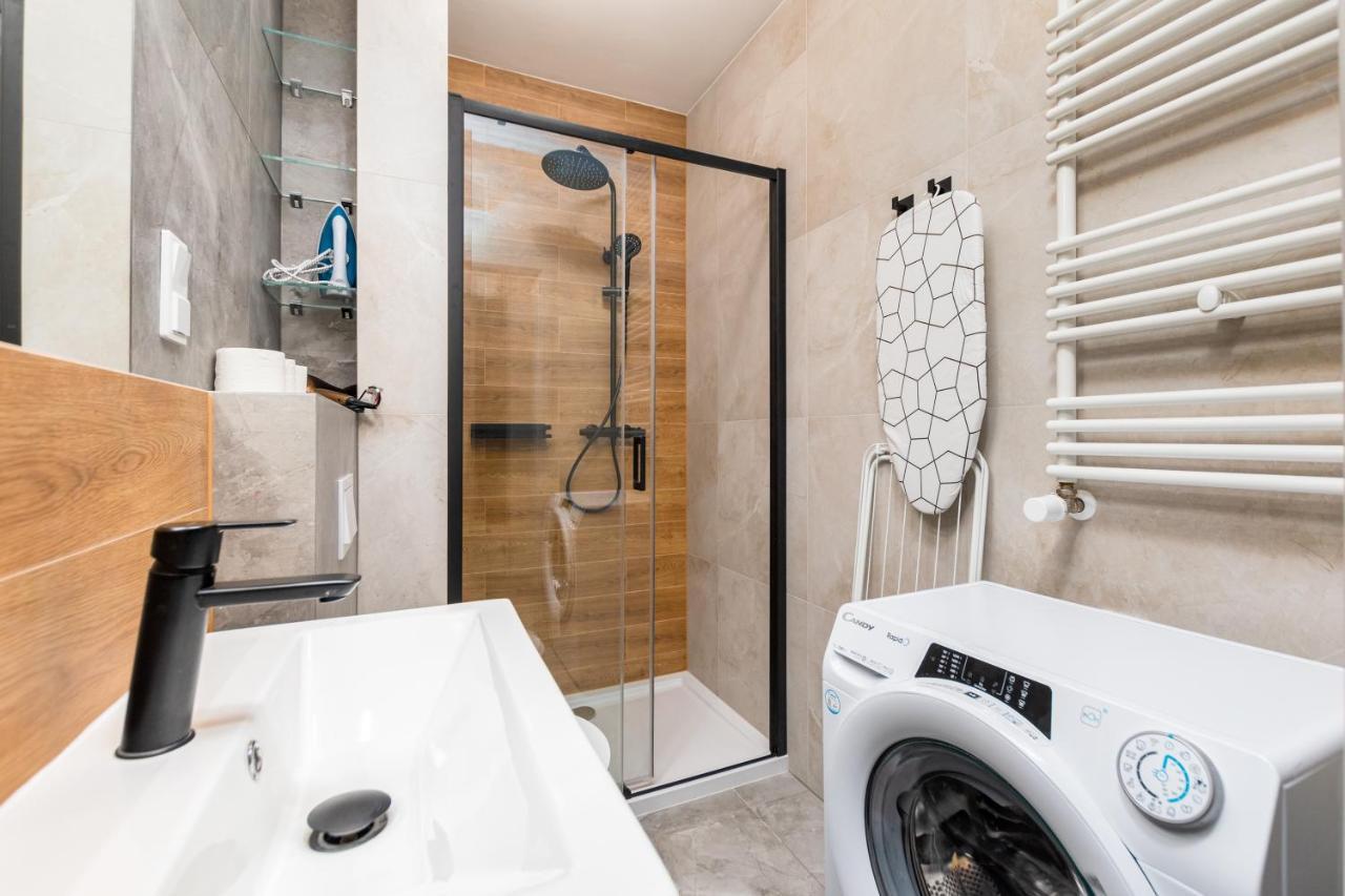 Wiktoryn 6 By Homeprime Warsaw Ngoại thất bức ảnh