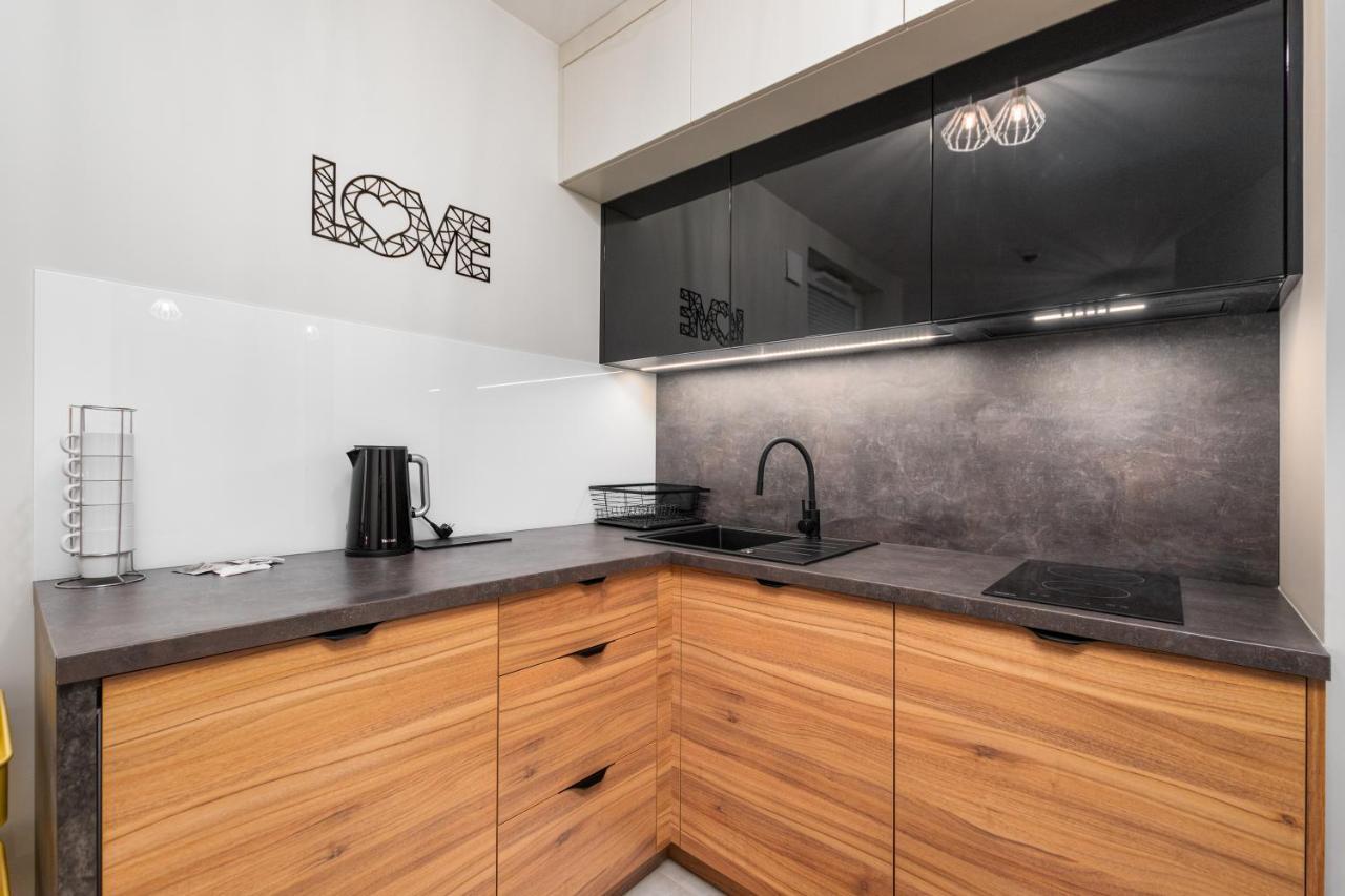 Wiktoryn 6 By Homeprime Warsaw Ngoại thất bức ảnh