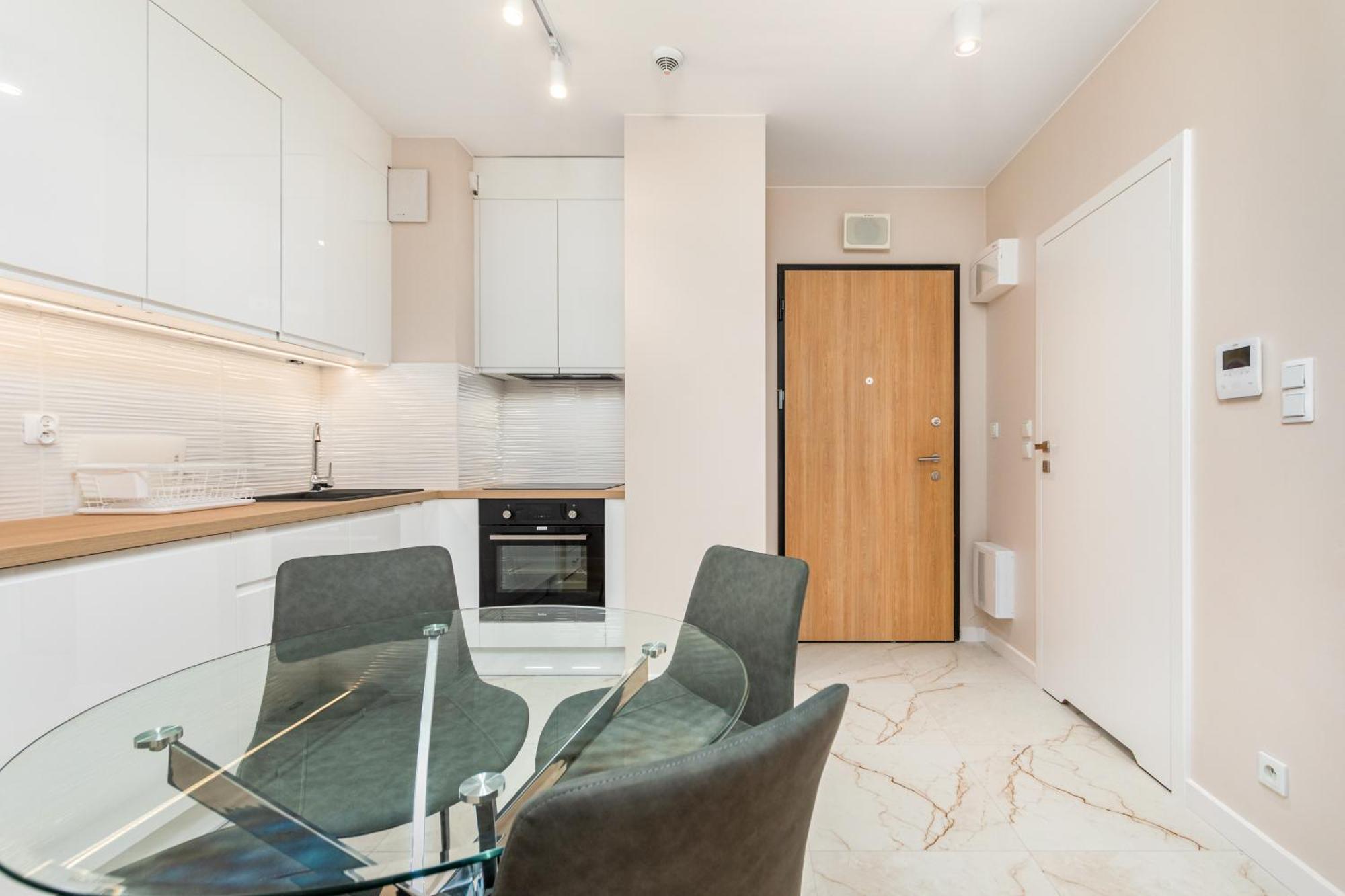 Wiktoryn 6 By Homeprime Warsaw Ngoại thất bức ảnh